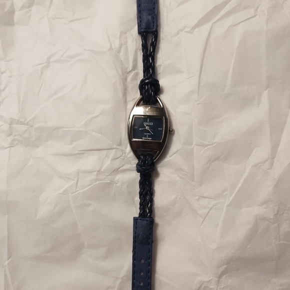 Retro Gucci Watch, Gucci Quartz, Vintage Gucci - Picture 7 of 7